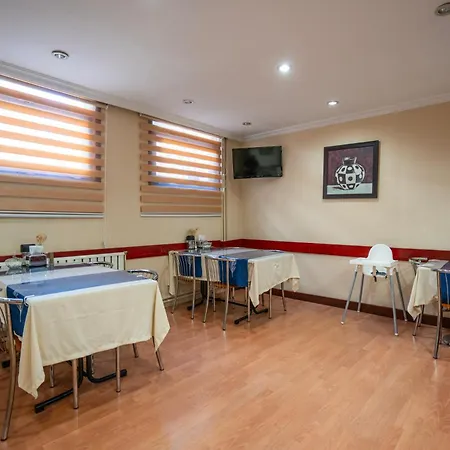 Grand Reis Hotel