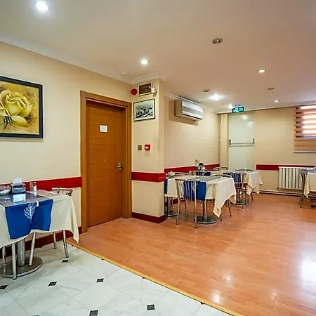 Hotel Grand Reis 2*