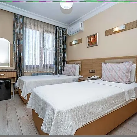 Grand Reis 2*