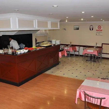 Hotell Grand Reis